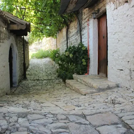 Apartman Toli Inside Castle