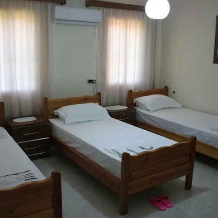 Apartment Toli Inside Castle